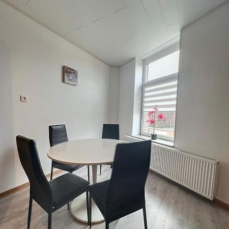 Charbonnel 1 B Charleroi-Airport Apartment ภายนอก รูปภาพ