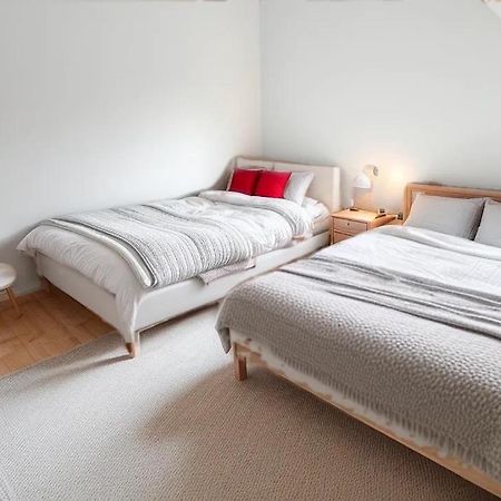Charbonnel 1 B Charleroi-Airport Apartment ภายนอก รูปภาพ